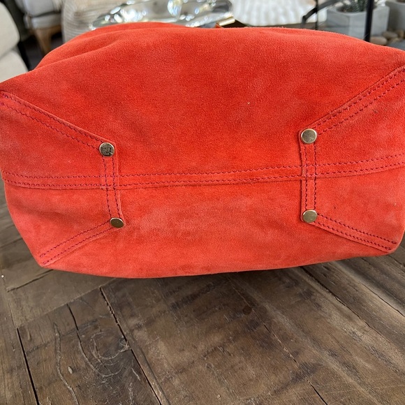 Tiffany reversible leather & suede metallic tote - Picture 10 of 13